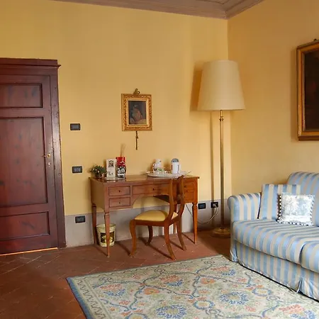 Bed and Breakfast Palazzo Tucci Residenza D'Epoca Lucca Habitación foto