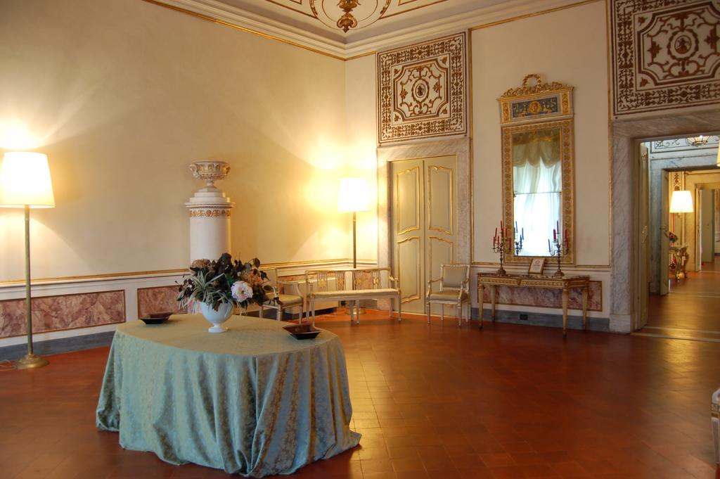 Palazzo Tucci Residenza D'epoca Bed and breakfast Lucca