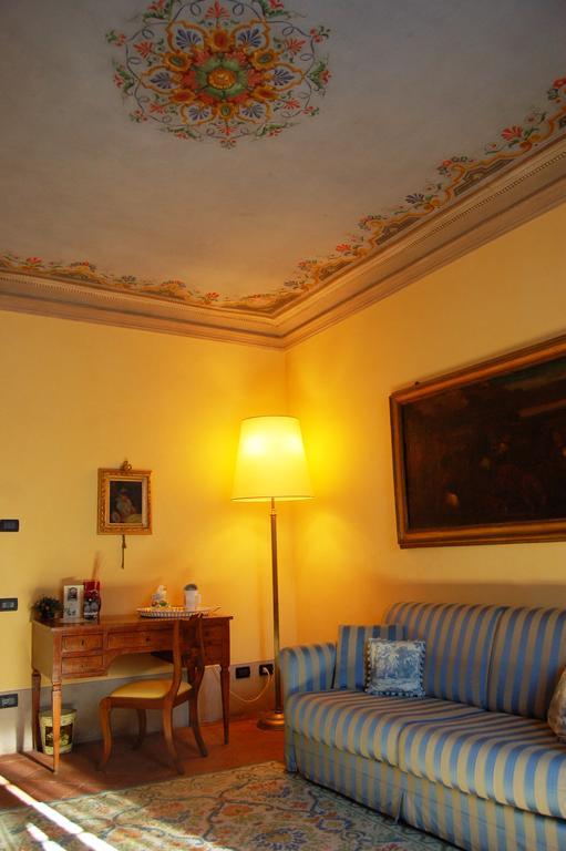 Bed & Breakfast Palazzo Tucci Residenza D'epoca