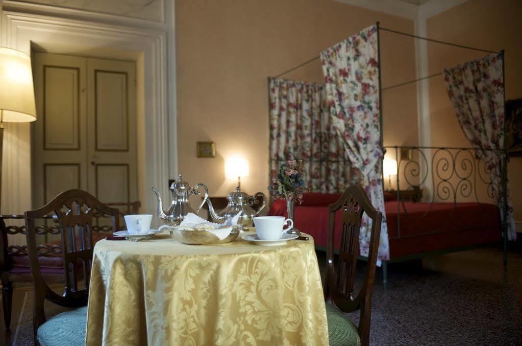 Palazzo Tucci Residenza D'epoca 4* Lucca
