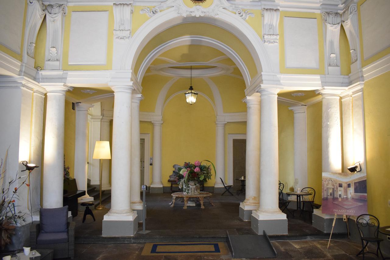 Bed and breakfast Palazzo Tucci Residenza D'epoca 4*