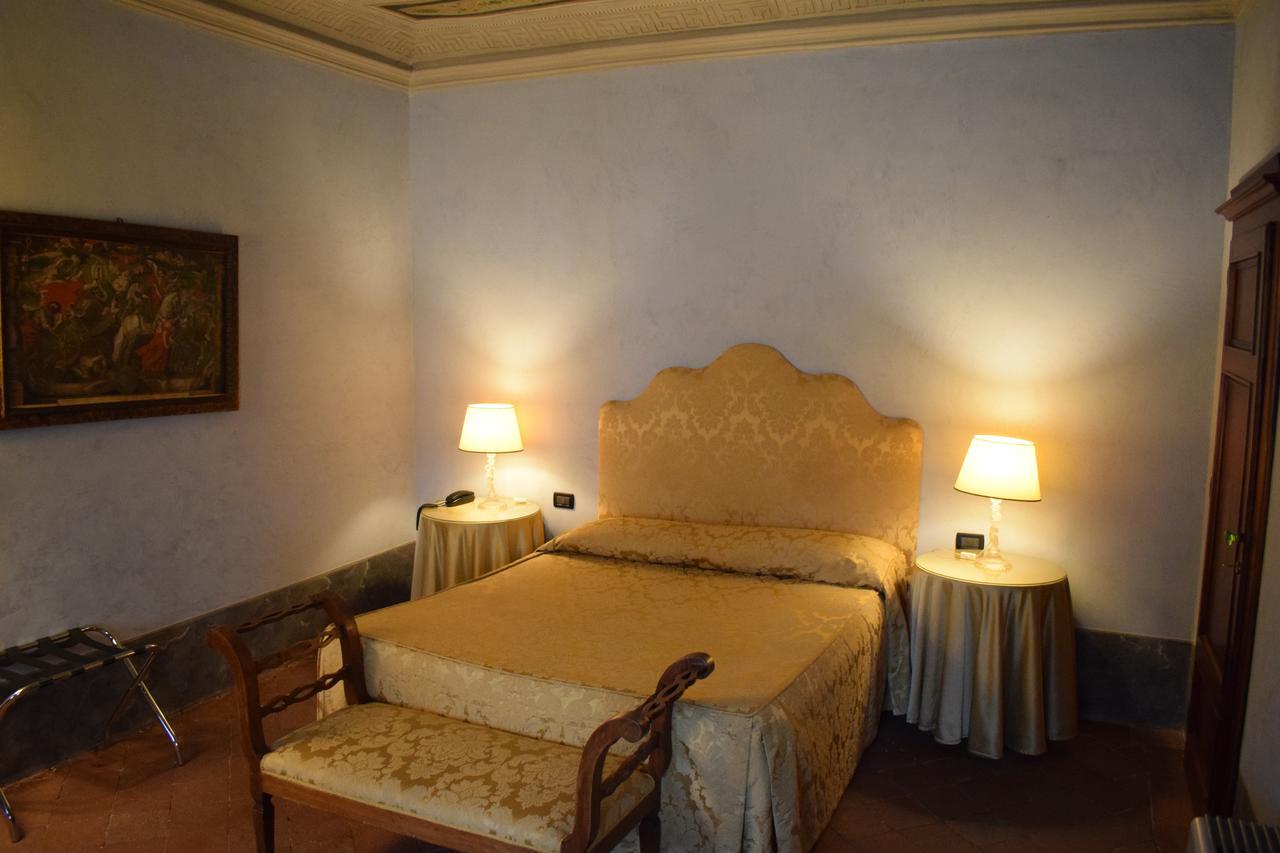 Palazzo Tucci Residenza D'epoca