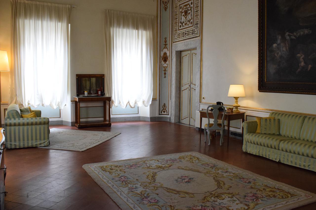 Palazzo Tucci Residenza D'epoca