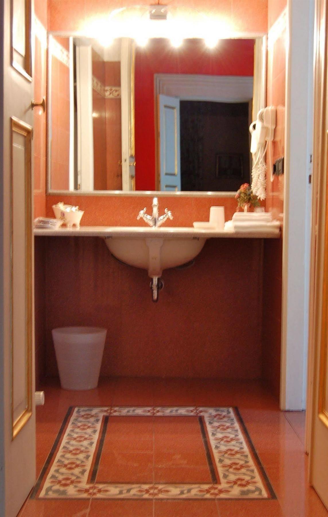Bed and breakfast Palazzo Tucci Residenza D'epoca 4*